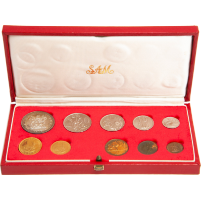 1975 RSA Long Proof Set Box open Obverse