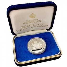1980, UK, Sterling Silver, Medal - Queen's Birthday box open